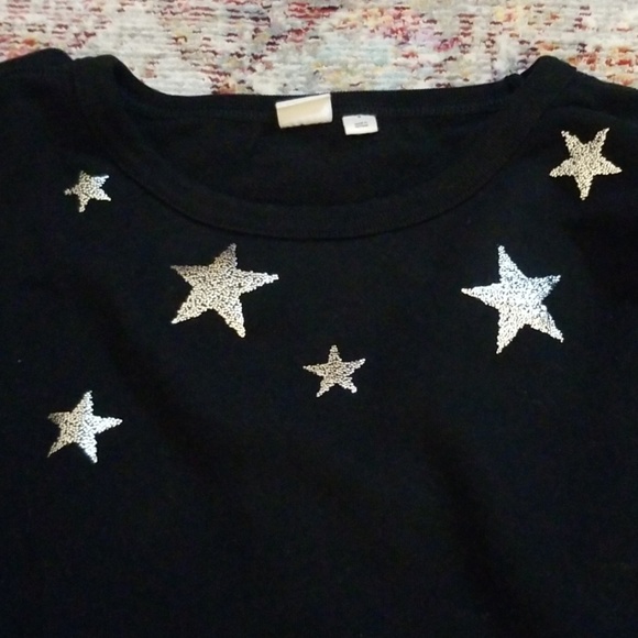 ✨2/$12✨ EUC Comfy Star top - Picture 1 of 8